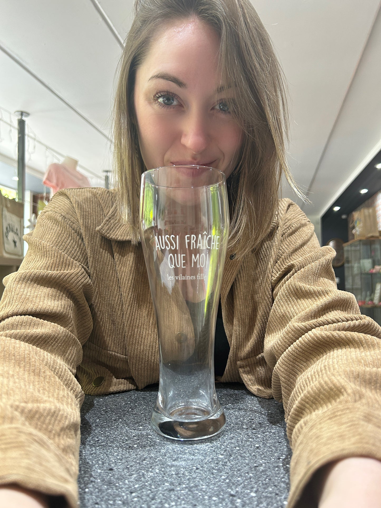 Verre à bière XXL « Aussi fraîche que moi »