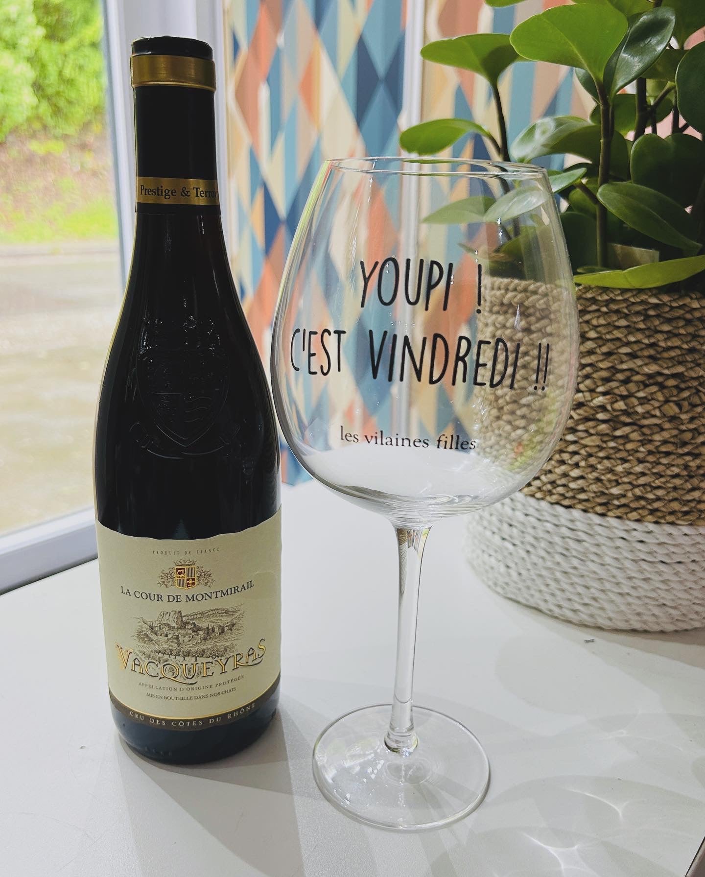 Verre à vin « Youpi c’est vindredi ! »