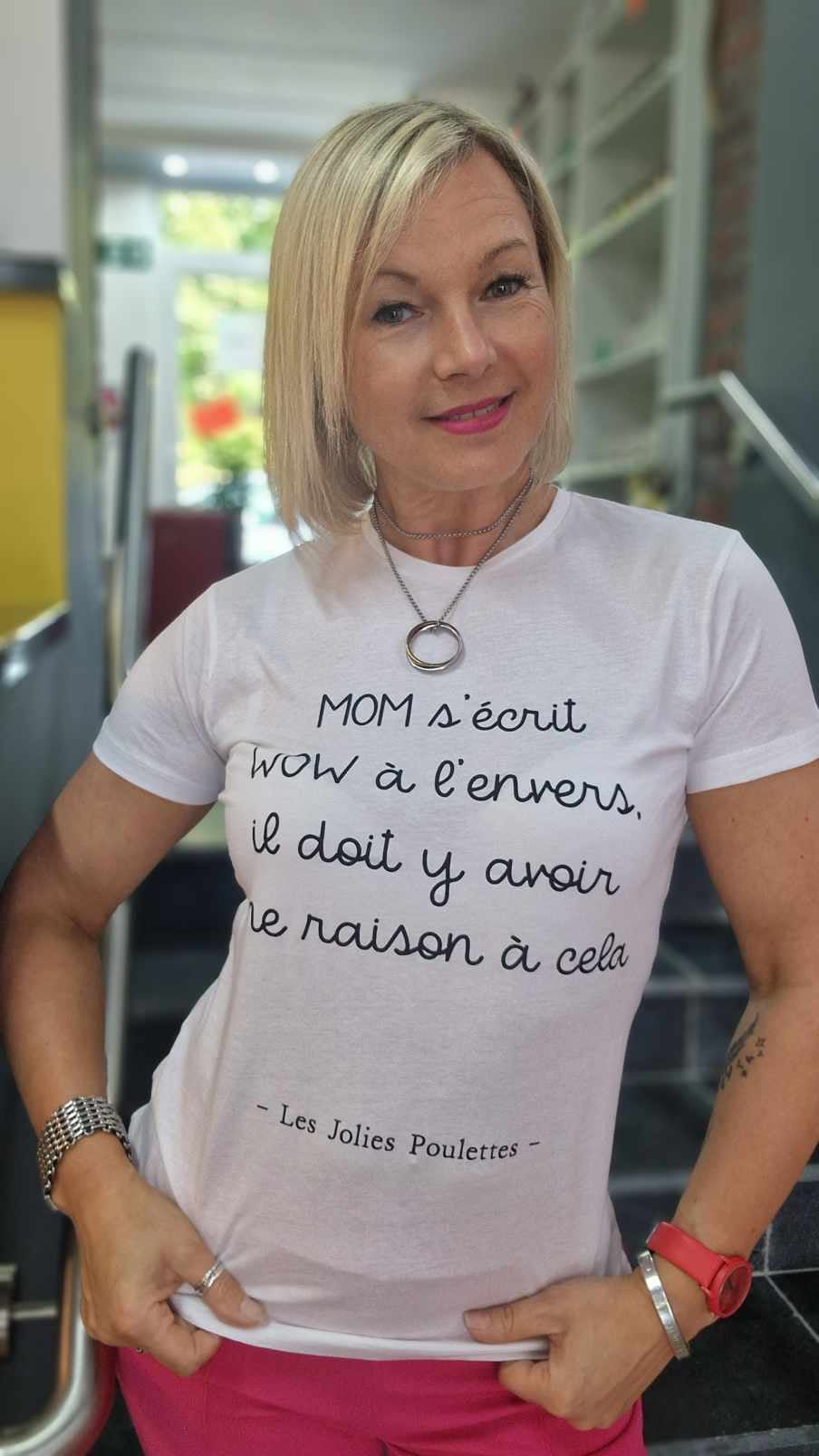 T-shirt "Mom s'écrit WOW..."