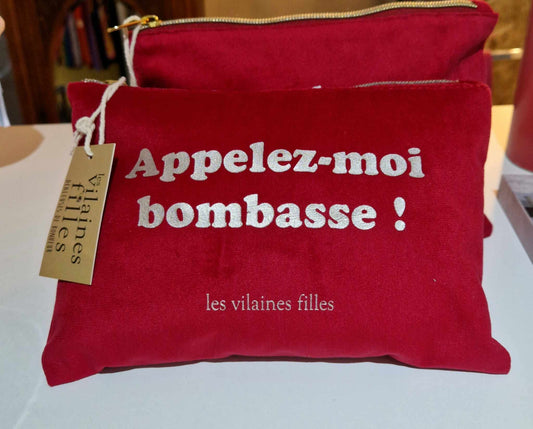 Pochette en velours "Appelez moi Bombasse"