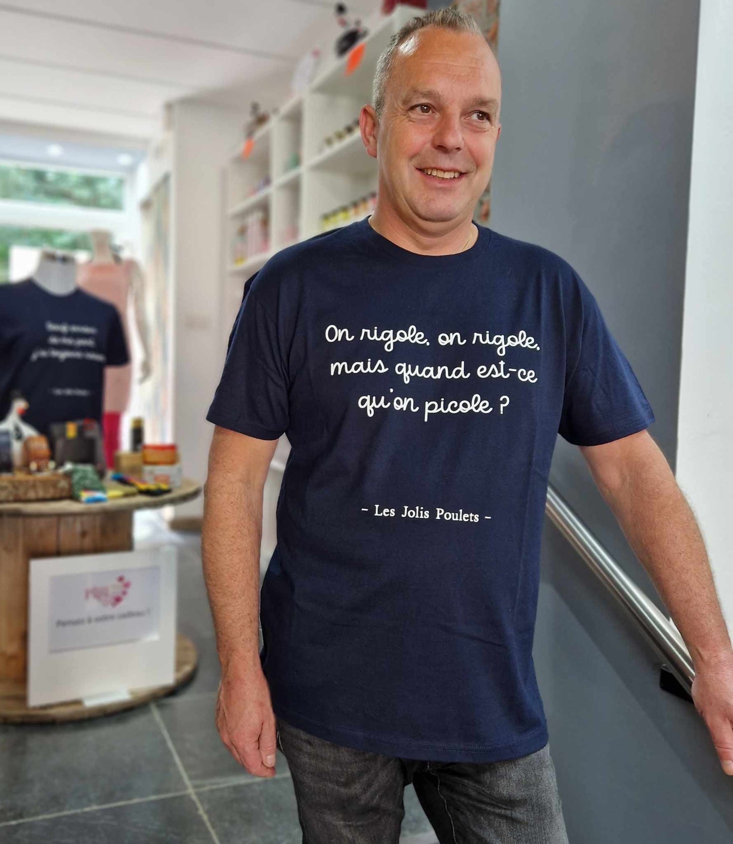 T-shirt "On rigole, on rigole, ..."